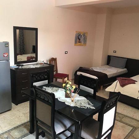 Maison Centre Шкодер Экстерьер фото