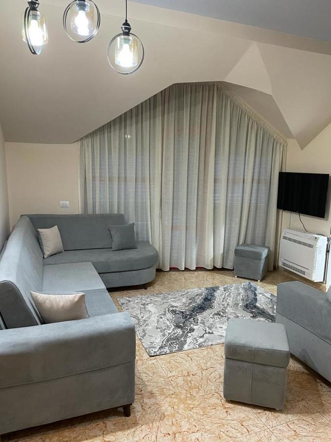 Maison Centre Шкодер Экстерьер фото