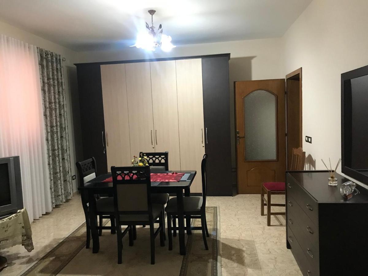 Maison Centre Шкодер Экстерьер фото