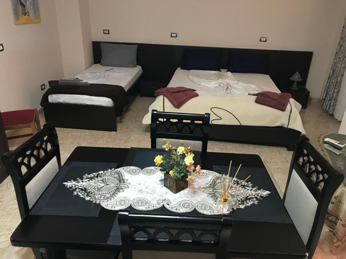 Maison Centre Шкодер Экстерьер фото